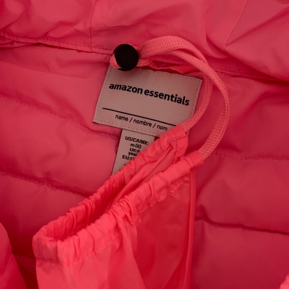 Lightweight Water-resistant Packable Jacket - Picture 4 of 4